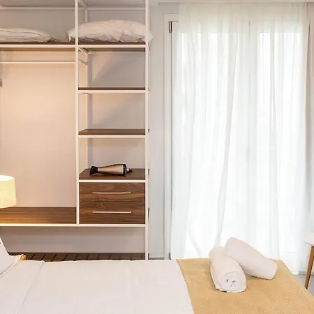 Iris Luxury At The Center *