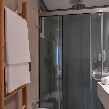 Iris Luxury At The Center * Heraklion (Crete)