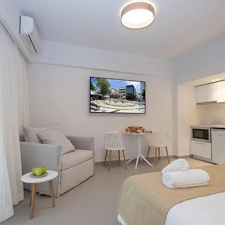 Iris Luxury At The Center Heraklion (Crete)