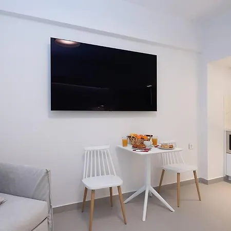 Iris Luxury At The Center * Heraklion (Crete)